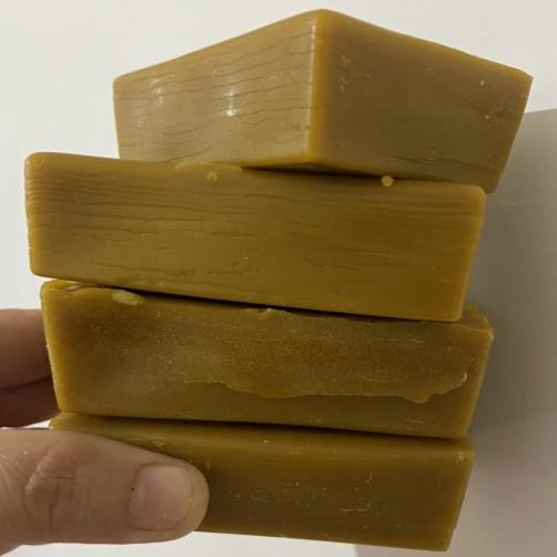 Saf Bal Mumu Külçesi ( 100 Gram )